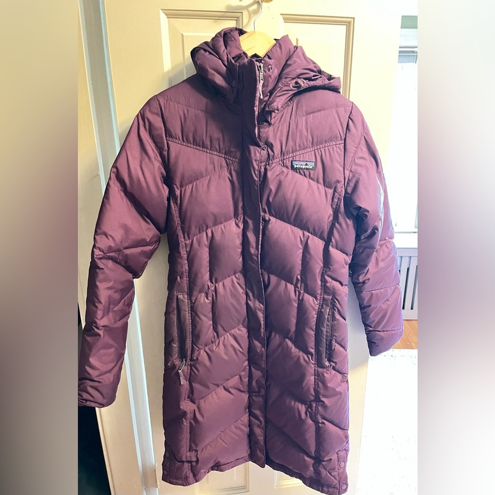 Patagonia Women's Down With It Parka, small